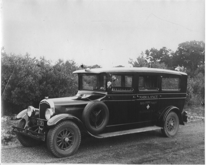 1926 REO AAC First Ambulance